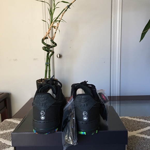 Nike Air Force 1 NYC Parks size 7.5 Men’s/9 womens - Picture 4 of 5